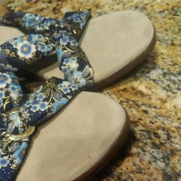 Women's US 11 Shoes Island Slipper Suade Thong Wedge Sandals Floral Fabric Slide