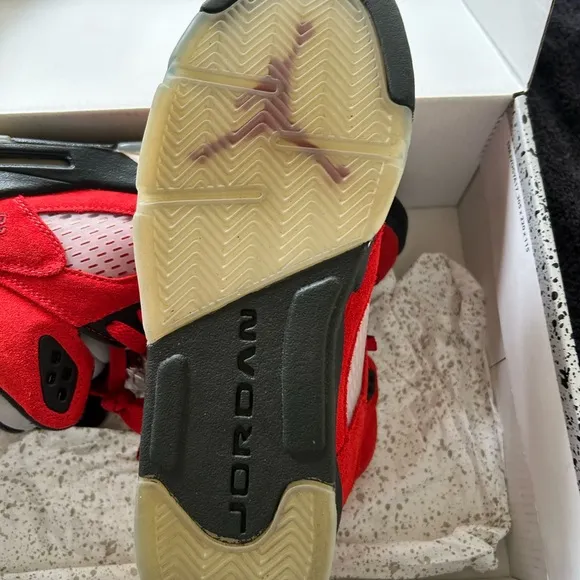 Women’s/Children Raging Bull Jordan 5s
