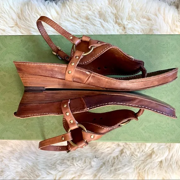 YIN Leather Sandals Gold Studded Thong Wedge Italy
