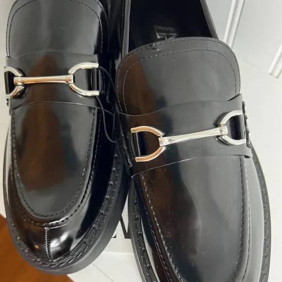 ZARA  FLAT LUG SOLE LOAFERS  in Black Size 10