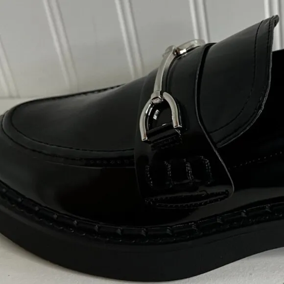ZARA  FLAT LUG SOLE LOAFERS  in Black Size 10