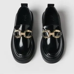 Zara girls lug sole loafers with gold chain
