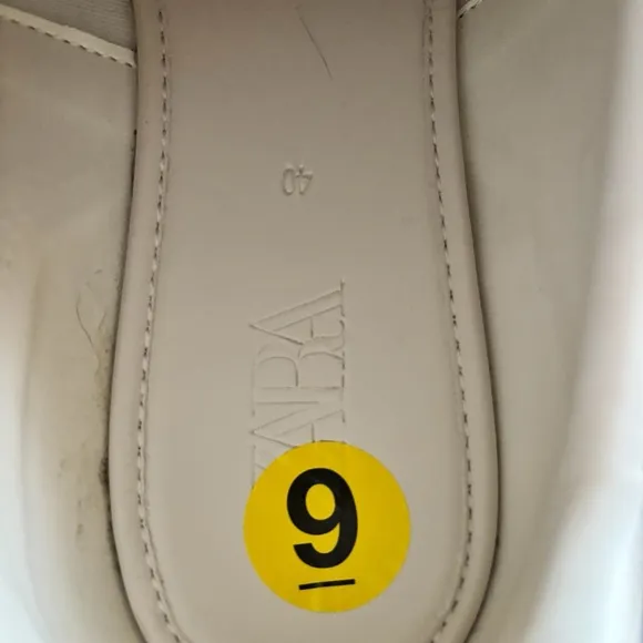 Zara Leather Off-White Sneakers‎ Size 9 NWT