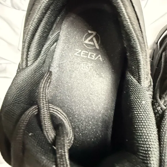 Zeba Hands-Free Slip-On Sneakers Men’s 10.5 Black Mesh Comfort Walking Shoes